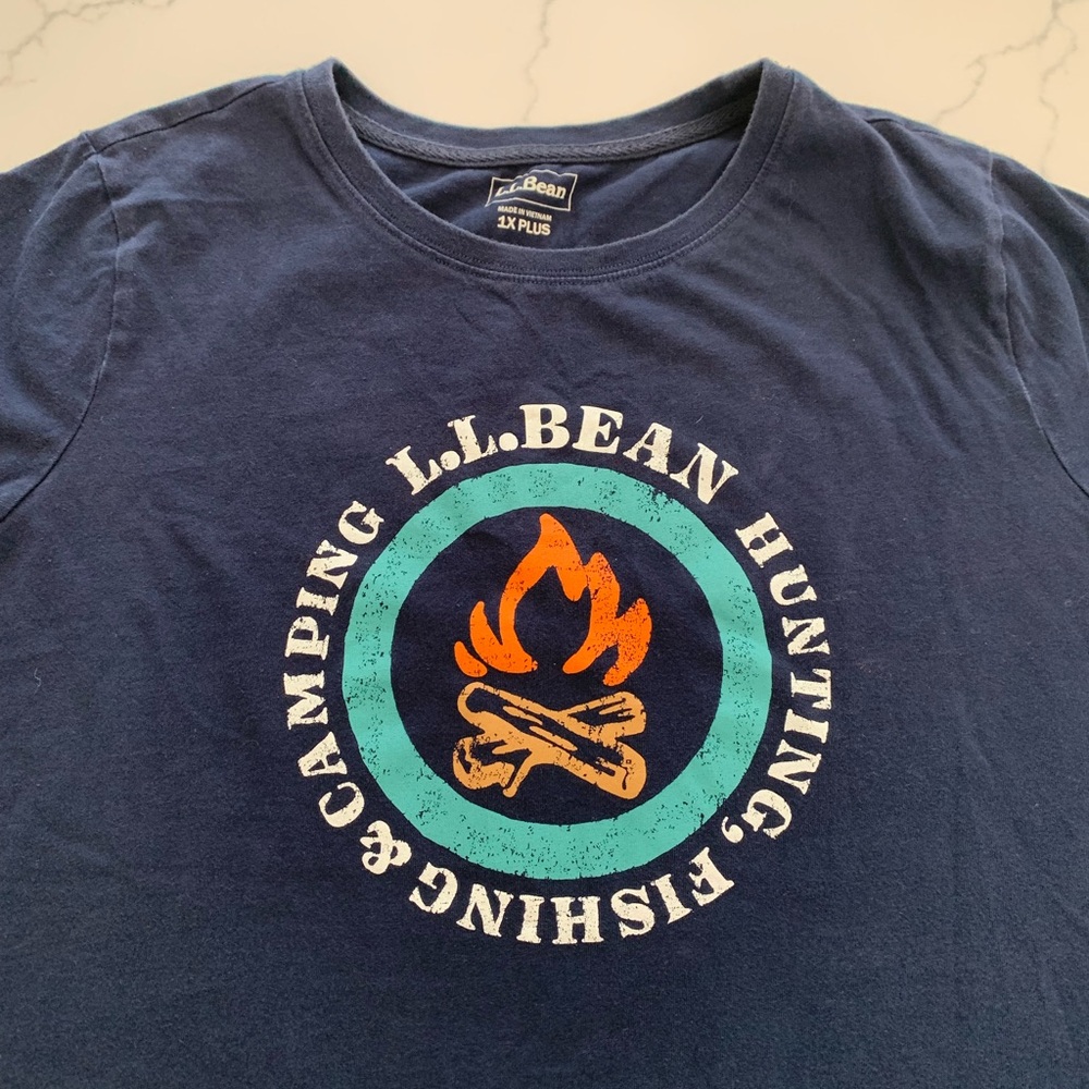 LL Bean 1X Blue Camp Fire Graphic Tee Short Sleeve Top Women’s Like New - Picture 3 of 7